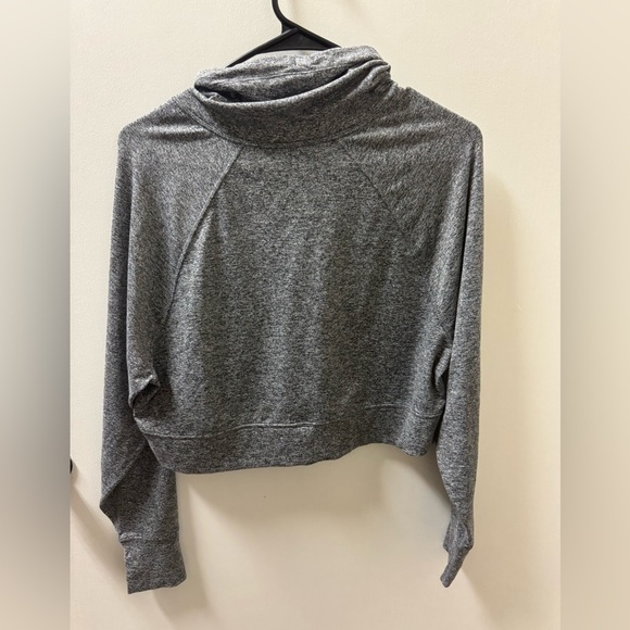 VUORI SMOCKED NECK LONG SLEEVE - Picture 2 of 4